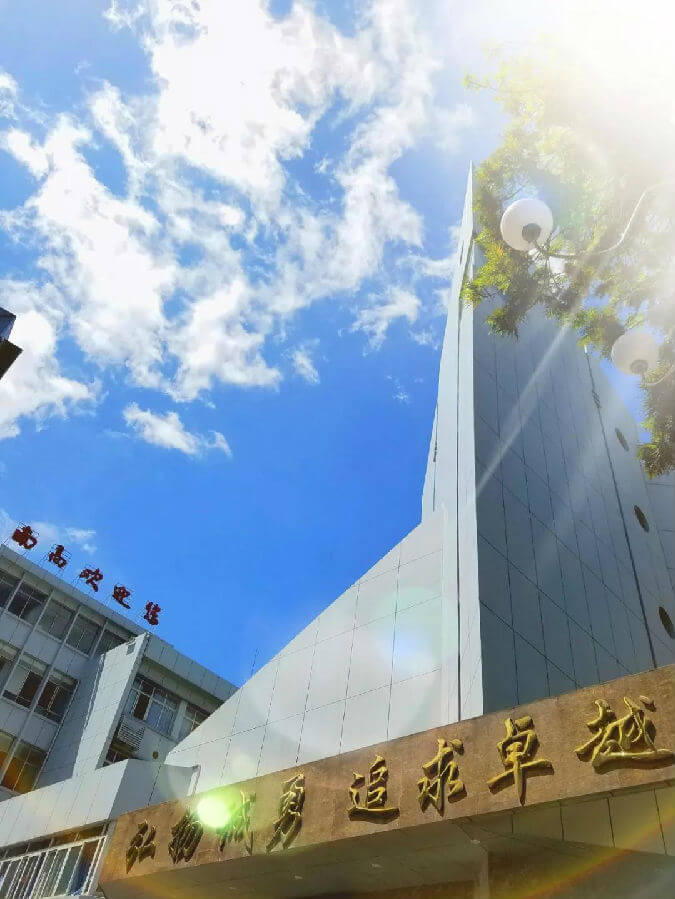 南充高級中學(xué)校園風(fēng)采