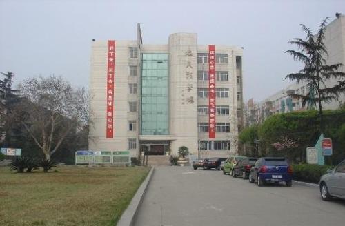 成都師大一中校園風采