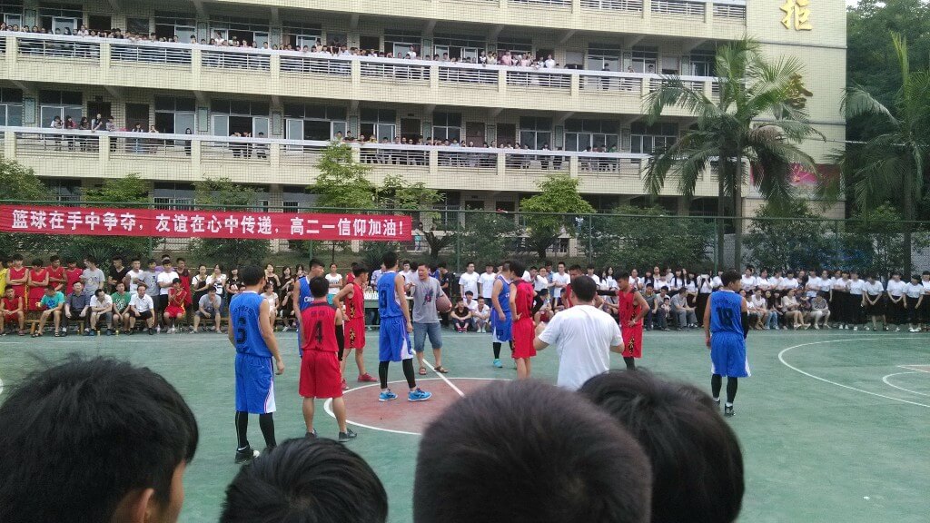石羊中學院校環(huán)境