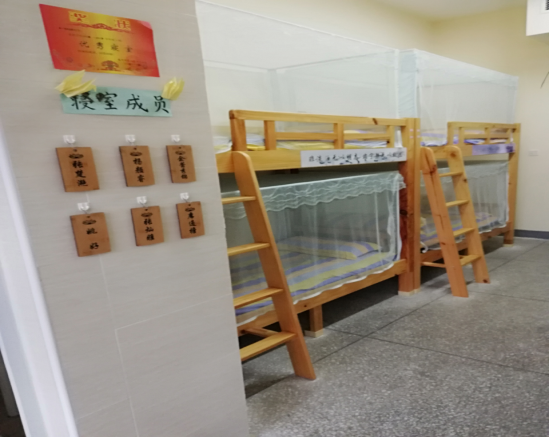 成都市實(shí)驗(yàn)外國語學(xué)校校園風(fēng)采