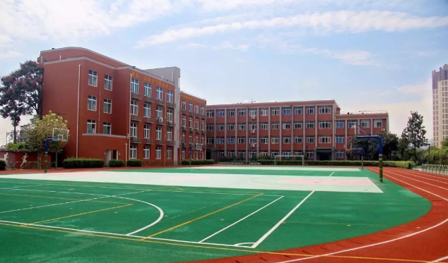 四川師范大學(xué)附屬中學(xué)外國語學(xué)校2019年直升計劃