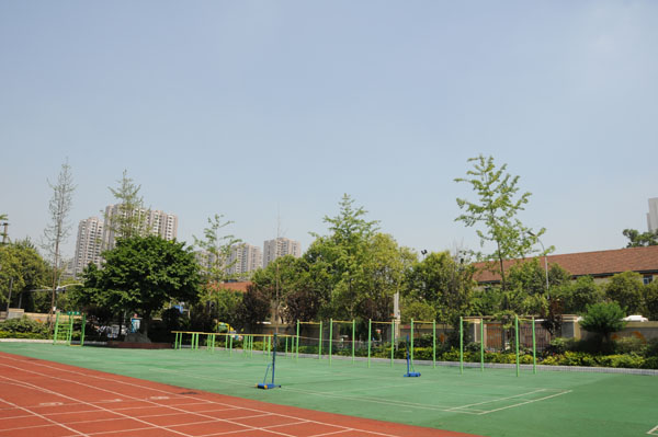 成都鐵路中學(xué)建校時(shí)間、地址是多少？