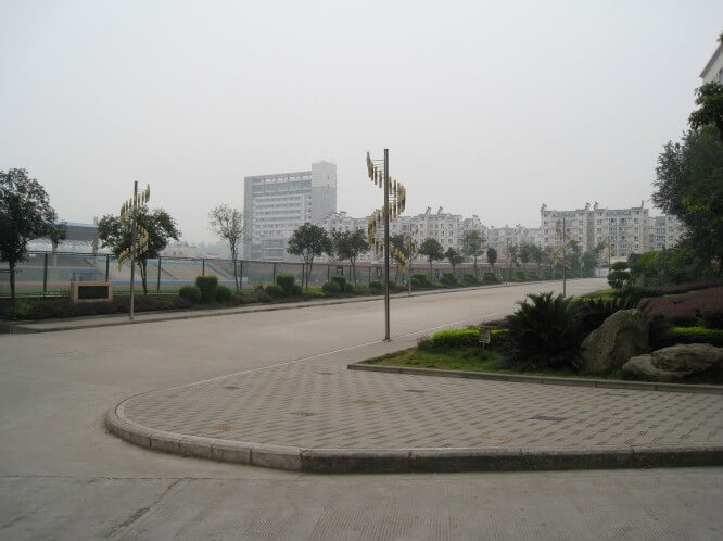 隆昌一中好不好？