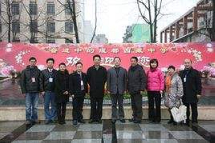成都西藏中學(xué)環(huán)境好不好？