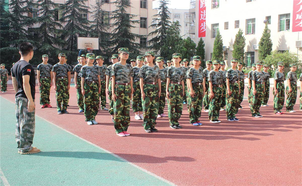 巴中市第七中學學校詳細地址在什么地方？