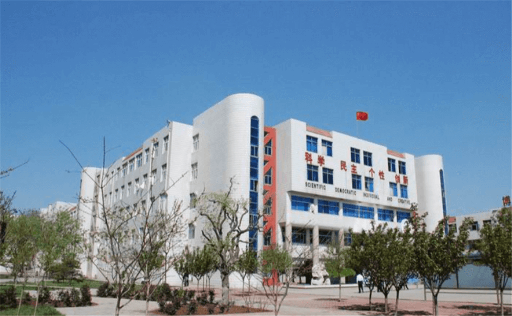 周口中學(xué)學(xué)校環(huán)境怎么樣？