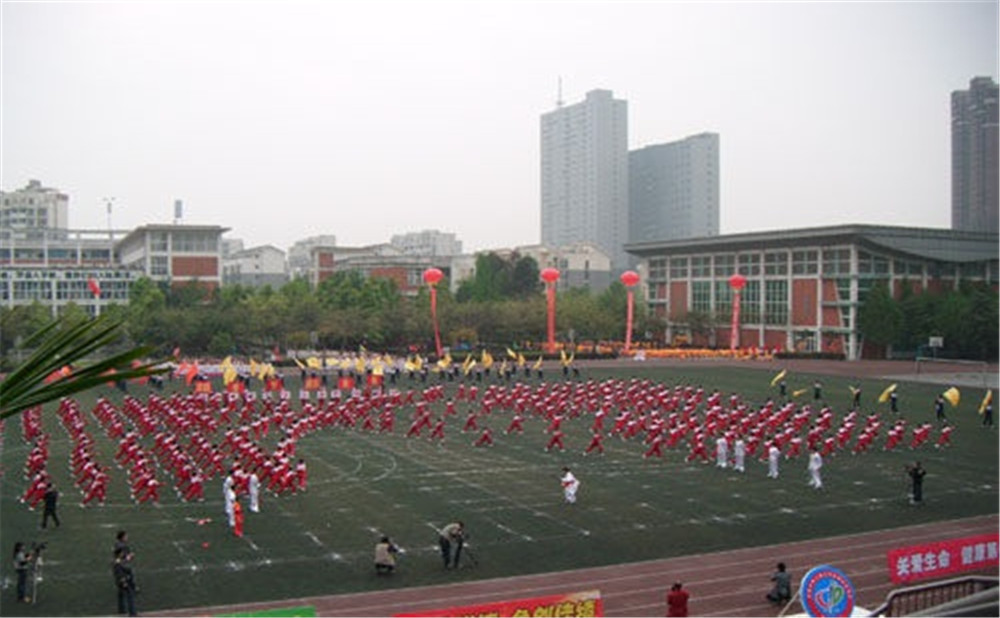 成都文武中學(xué)的高中怎么樣？