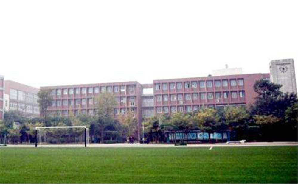 電子科技大學實驗中學近三年的錄取分數(shù)是多少？