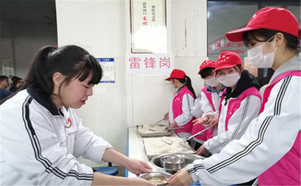 成都市太平中學(xué)的錄取分?jǐn)?shù)是多少？