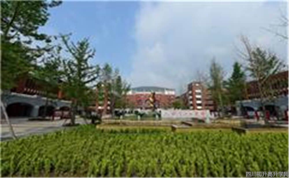 新都一中的住宿怎么樣？