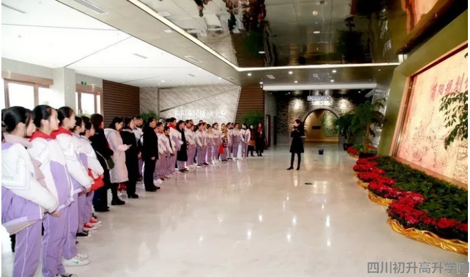 簡陽中學的錄取分數線是多少？