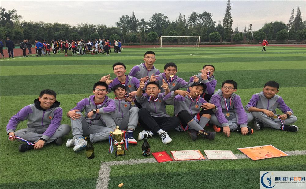 郫縣嘉祥外國語學(xué)校的宿舍好不好？