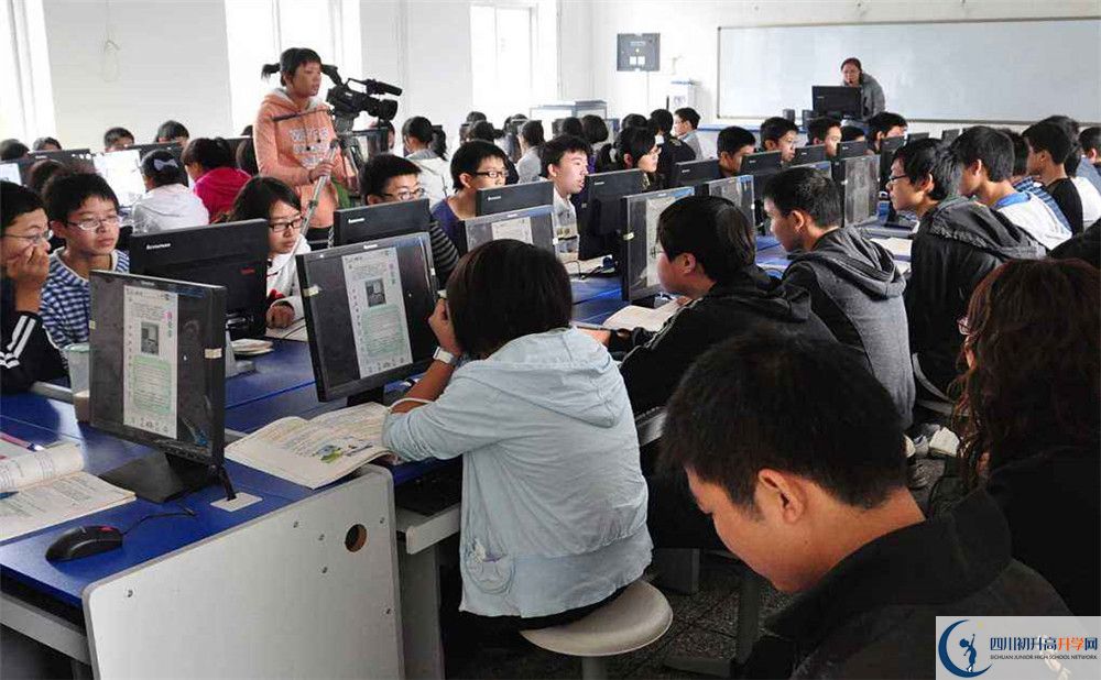 彭州一中初升高向外地招生嗎？