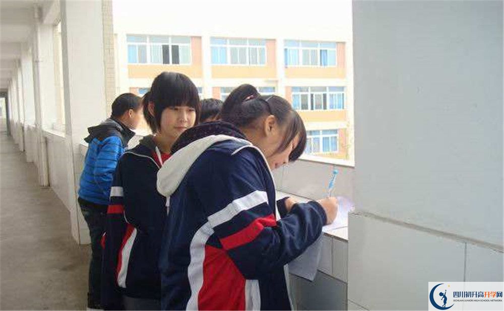 大邑縣實(shí)驗(yàn)中學(xué)的自主招生分?jǐn)?shù)是多少分？