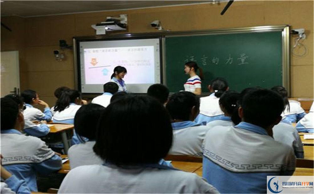 華潤高級中學2020年高三文綜測試題難嗎？